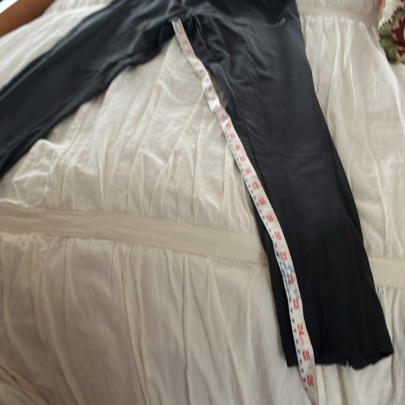 Asics Dark Gray Running Tights EUC Women's… - Picture 9 of 10